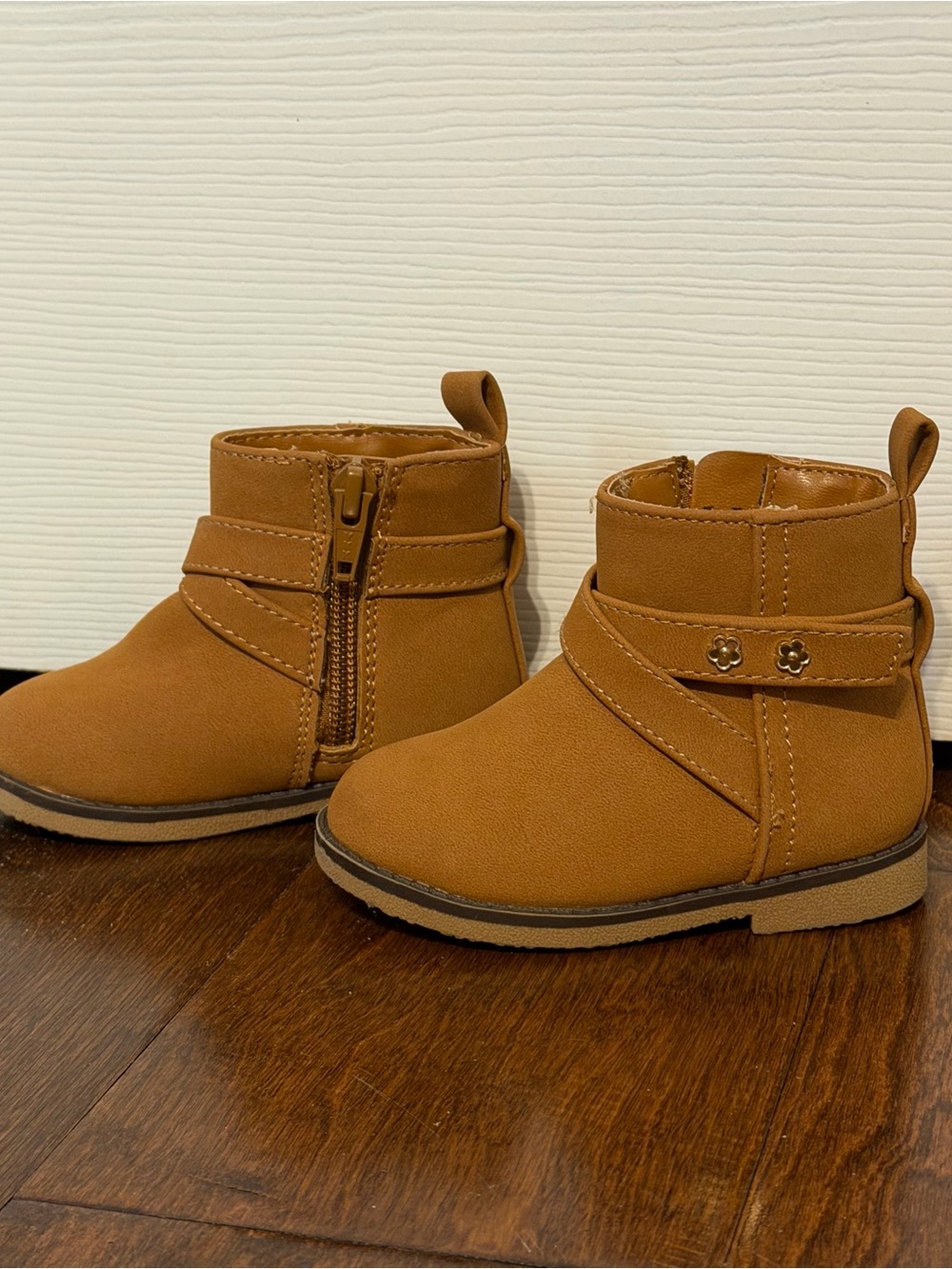 Toddler girl boots size 4